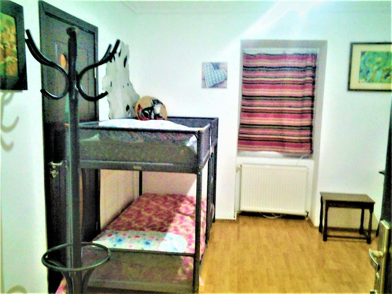 Leyla Hostel Brașov Exterior foto